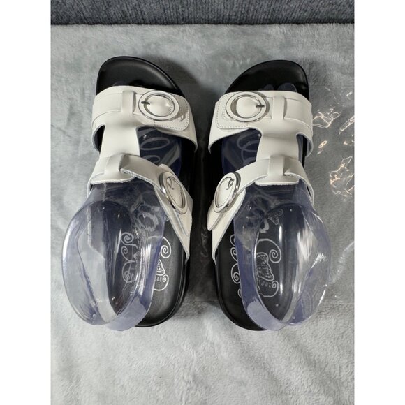 Alegria womens size 9  EURO 39 White Leather Sandals With Buckles slip on - Picture 14 of 16